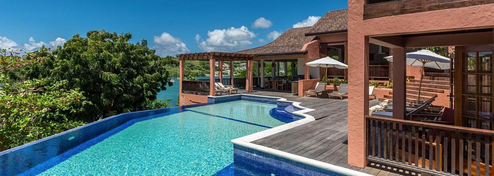 GDV 1 - Pool House Calabash 