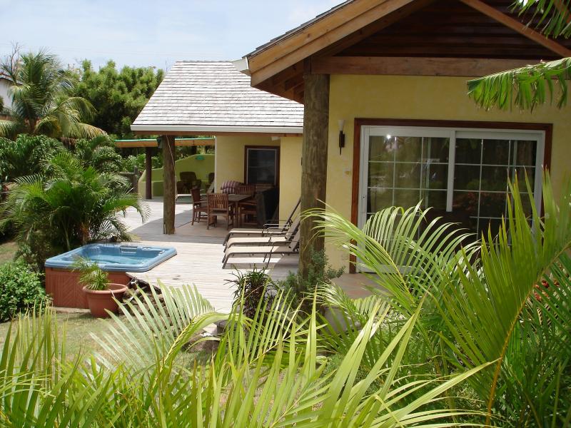Maca Bana Villas , Point Salines  