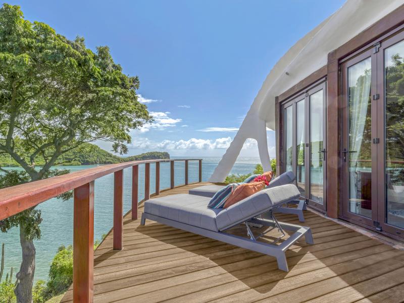 Mount Hartman Estate , L'Ance Aux Epines , Mount Hartman Bay  