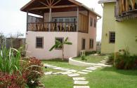 Maca Bana Villas